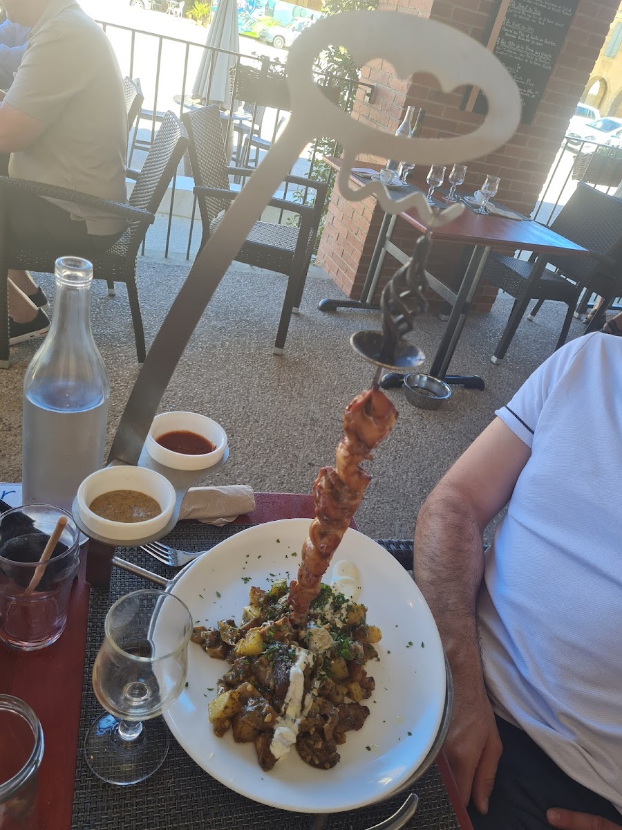 La Taverne De D'artagnan-7